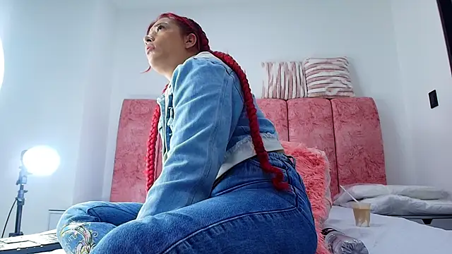 celeste sea online show from 11/14/25, 07:12