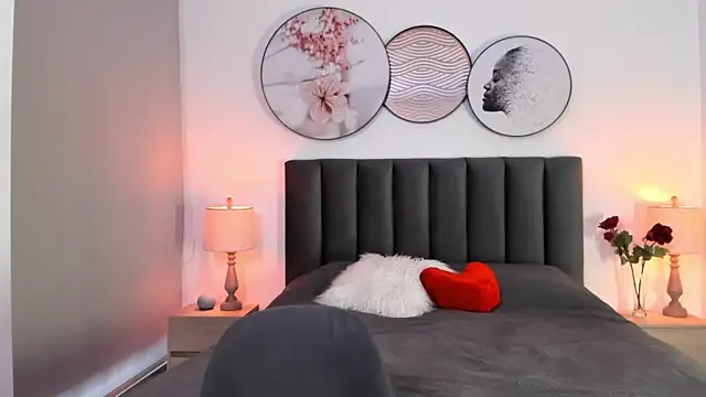 SaharaGarcia   online show from 01/24/25, 09:15