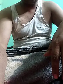 Kolkataboyroy online show from 01/11/26, 04:17