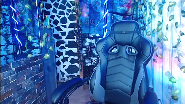 kissingdevil online show from 01/19/25, 05:05