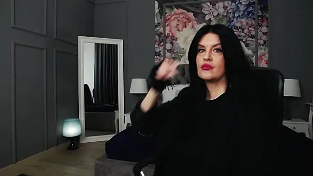 Snapshot of DomMelissaW chatting on 02/07/25, 09:26 DomMelissaW online show from 02/07/25, 09:26