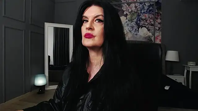 Snapshot of DomMelissaW chatting on 02/26/25, 01:00 DomMelissaW online show from 02/26/25, 01:00