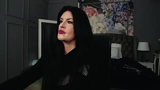 Snapshot of DomMelissaW chatting on 09/24/25, 05:27 DomMelissaW online show from 09/24/25, 05:27