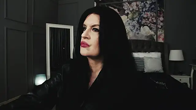 Snapshot of DomMelissaW chatting on 11/13/25, 10:08 DomMelissaW online show from 11/13/25, 10:08