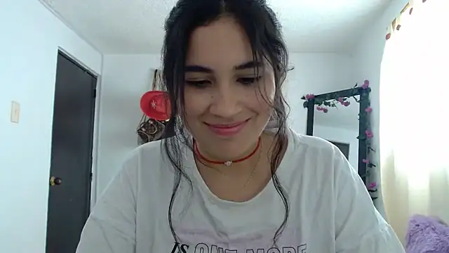 InocentHeaven1 online show from 12/10/24, 03:44