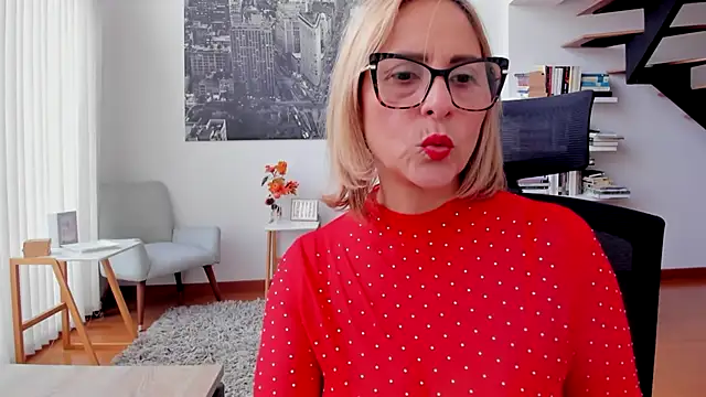 Snapshot of jane_turner chatting on 10/22/25, 01:11 jane turner online show from 10/22/25, 01:11