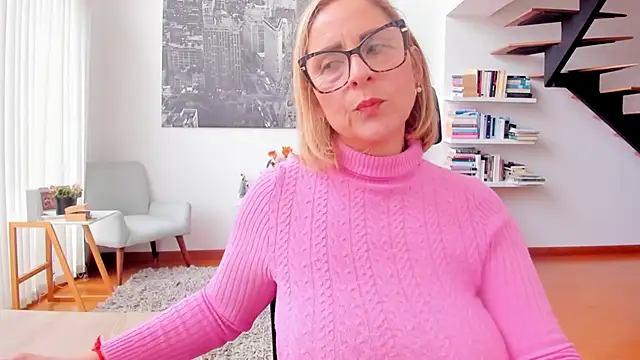 Snapshot of jane_turner chatting on 12/04/25, 01:53 jane turner online show from 12/04/25, 01:53