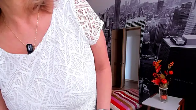 Snapshot of jane_turner chatting on 02/25/26, 12:59 jane turner online show from 02/25/26, 12:59