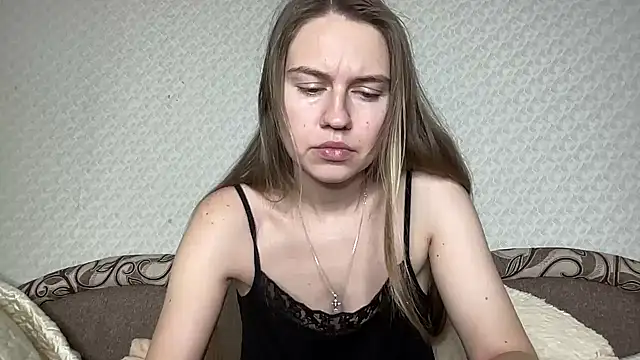 Snapshot of dream_alexa chatting on 01/15/25, 05:29 dream alexa online show from 01/15/25, 05:29