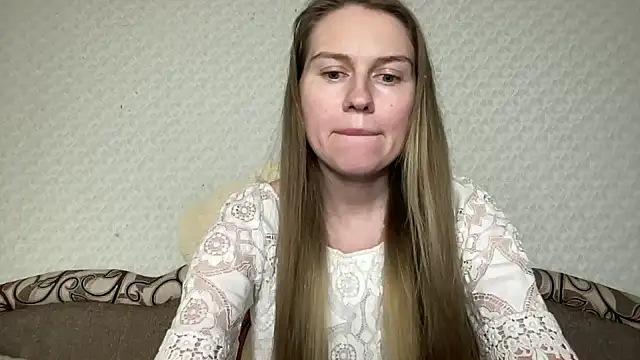 Snapshot of dream_alexa chatting on 02/04/25, 01:27 dream alexa online show from 02/04/25, 01:27