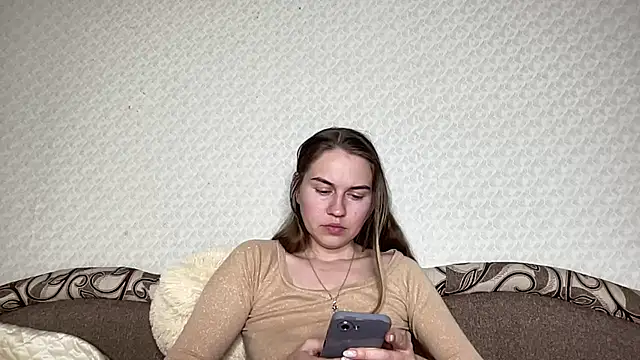 Snapshot of dream_alexa chatting on 03/18/25, 03:42 dream alexa online show from 03/18/25, 03:42