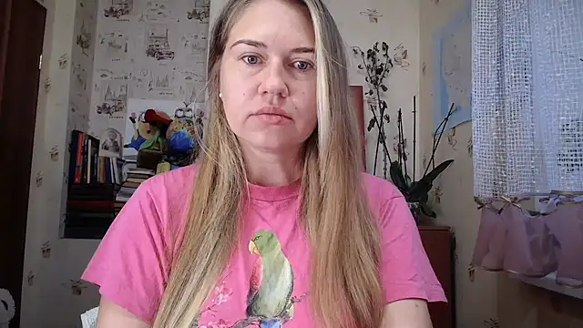 Snapshot of dream_alexa chatting on 09/13/25, 03:17 dream alexa online show from 09/13/25, 03:17