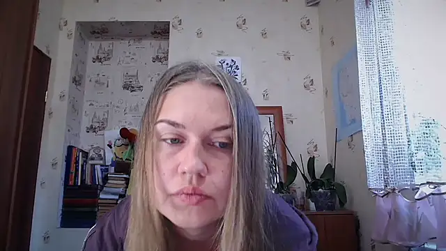 Snapshot of dream_alexa chatting on 09/20/25, 04:13 dream alexa online show from 09/20/25, 04:13