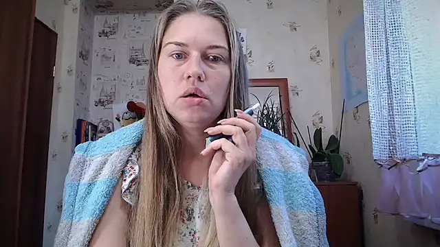 Snapshot of dream_alexa chatting on 09/23/25, 04:04 dream alexa online show from 09/23/25, 04:04