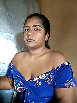 Snapshot of victoris chatting on 10/08/25, 12:25 victoris online show from 10/08/25, 12:25