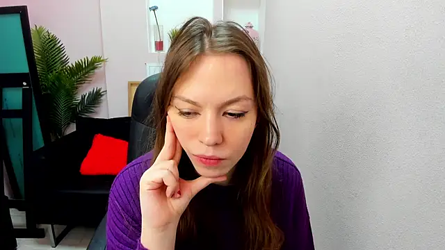 Persephoni online show from 02/15/25, 06:02