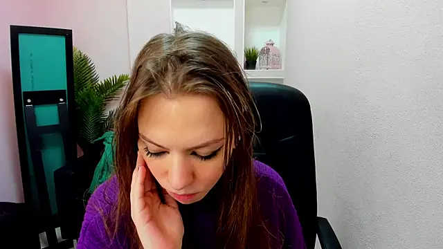 Persephoni online show from 02/16/25, 04:10