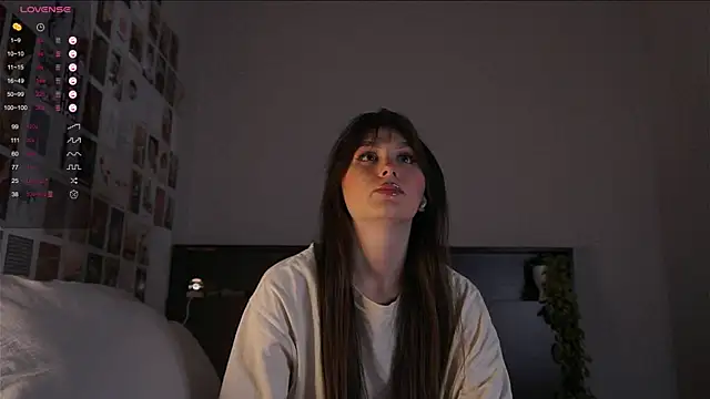 Snapshot of itssophiie chatting on 10/03/25, 08:06 itssophiie online show from 10/03/25, 08:06