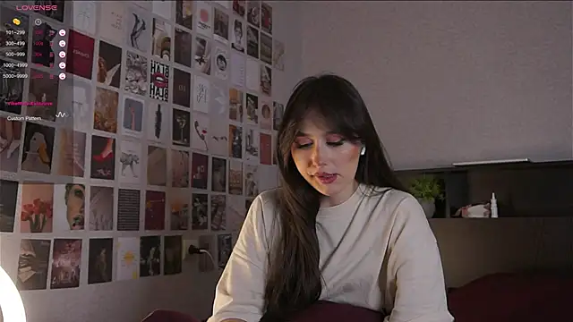 Snapshot of itssophiie chatting on 10/17/25, 10:45 itssophiie online show from 10/17/25, 10:45