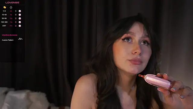 Snapshot of itssophiie chatting on 01/05/26, 05:27 itssophiie online show from 01/05/26, 05:27