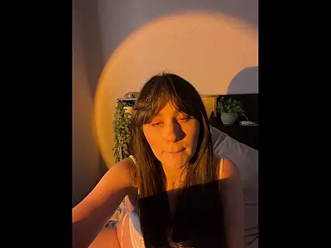 Snapshot of itssophiie chatting on 03/08/26, 10:13 itssophiie online show from 03/08/26, 10:13