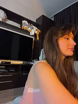 itssophiie online show from 04/28/26, 06:57