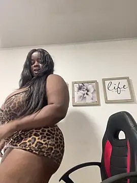 Snapshot of sharik-browns chatting on 05/22/26, 01:13 sharik-browns online show from 05/22/26, 01:13