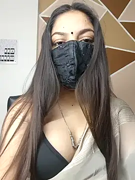 Snapshot of _desigori chatting on 12/31/24, 03:45  desigori online show from 12/31/24, 03:45