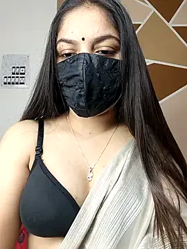 Snapshot of _desigori chatting on 01/08/25, 04:12  desigori online show from 01/08/25, 04:12