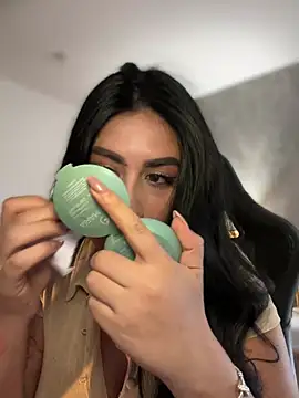 clarachanelricek online show from 03/01/25, 10:21