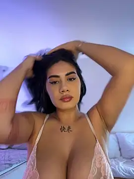 clarachanelricek online show from 09/12/25, 09:37