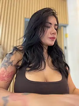 clarachanelricek online show from 12/13/25, 07:53