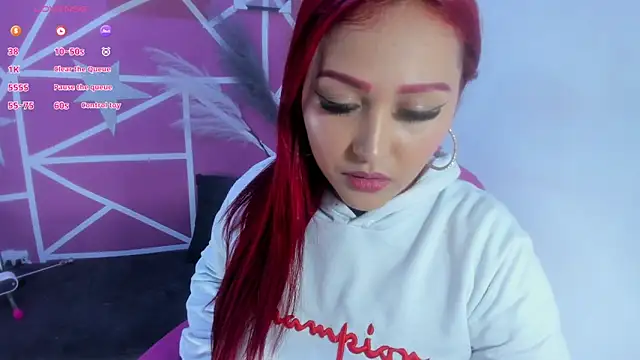 lucy beatifull online show from 03/03/26, 12:00