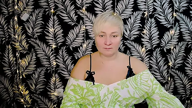 Olivia playful online show from 12/21/24, 12:27