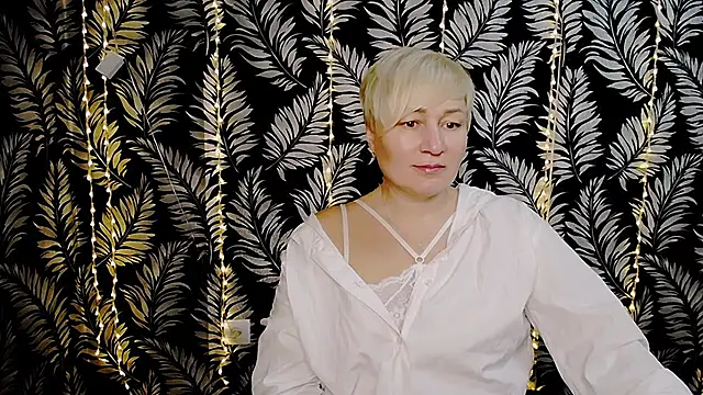 Olivia playful online show from 02/06/25, 12:16