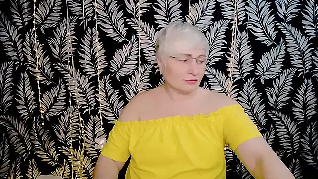 Olivia playful online show from 04/19/26, 10:25