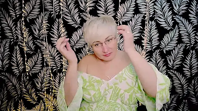 Olivia playful online show from 04/20/26, 10:40