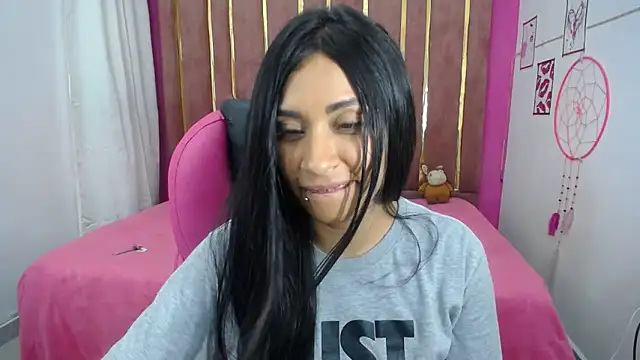 Snapshot of Chanel-24 chatting on 12/14/24, 06:13 Chanel-24 online show from 12/14/24, 06:13