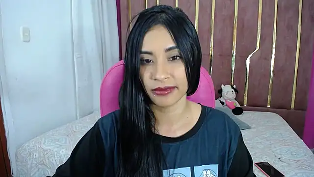 Snapshot of Chanel-24 chatting on 01/04/25, 06:41 Chanel-24 online show from 01/04/25, 06:41