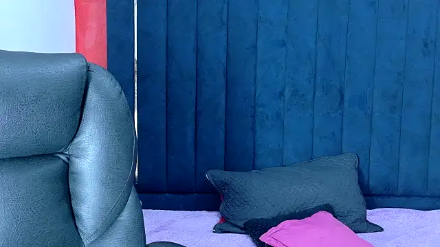 Snapshot of Chanel-24 chatting on 09/20/25, 03:07 Chanel-24 online show from 09/20/25, 03:07