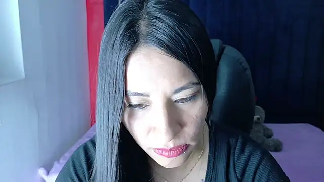 Snapshot of Chanel-24 chatting on 09/23/25, 11:08 Chanel-24 online show from 09/23/25, 11:08