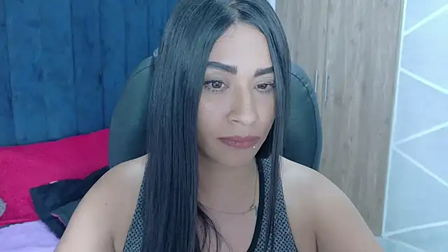 Snapshot of Chanel-24 chatting on 10/17/25, 04:04 Chanel-24 online show from 10/17/25, 04:04