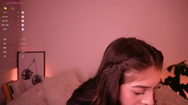 Snapshot of annie24_evans chatting on 01/22/25, 01:31 annie24 evans online show from 01/22/25, 01:31