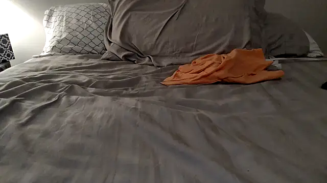 crisgrey222 online show from 12/20/24, 07:22