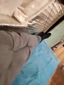 Snapshot of AndizhAss chatting on 11/02/25, 03:58 AndizhAss online show from 11/02/25, 03:58