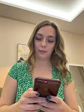 Snapshot of Janeee chatting on 12/31/24, 08:23 Janeee online show from 12/31/24, 08:23