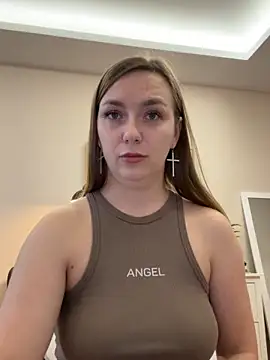 Snapshot of Janeee chatting on 01/06/25, 12:02 Janeee online show from 01/06/25, 12:02