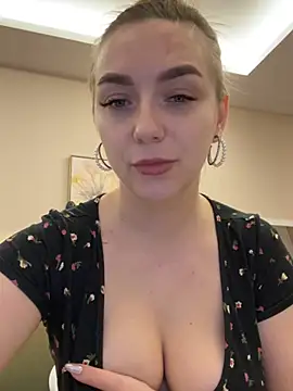 Snapshot of Janeee chatting on 01/18/25, 08:10 Janeee online show from 01/18/25, 08:10