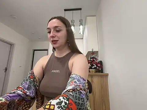 Snapshot of Janeee chatting on 12/18/25, 10:21 Janeee online show from 12/18/25, 10:21