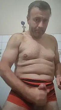 Snapshot of muscularsexy chatting on 06/25/26, 09:41 muscularsexy online show from 06/25/26, 09:41